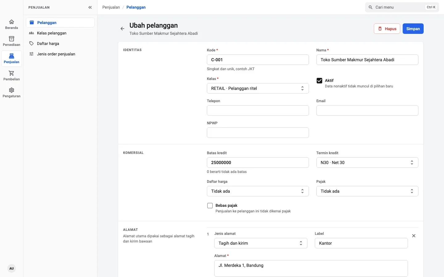 Formulir ubah pelanggan di desktop: identitas, batas dan termin kredit, daftar harga, dan alamat
